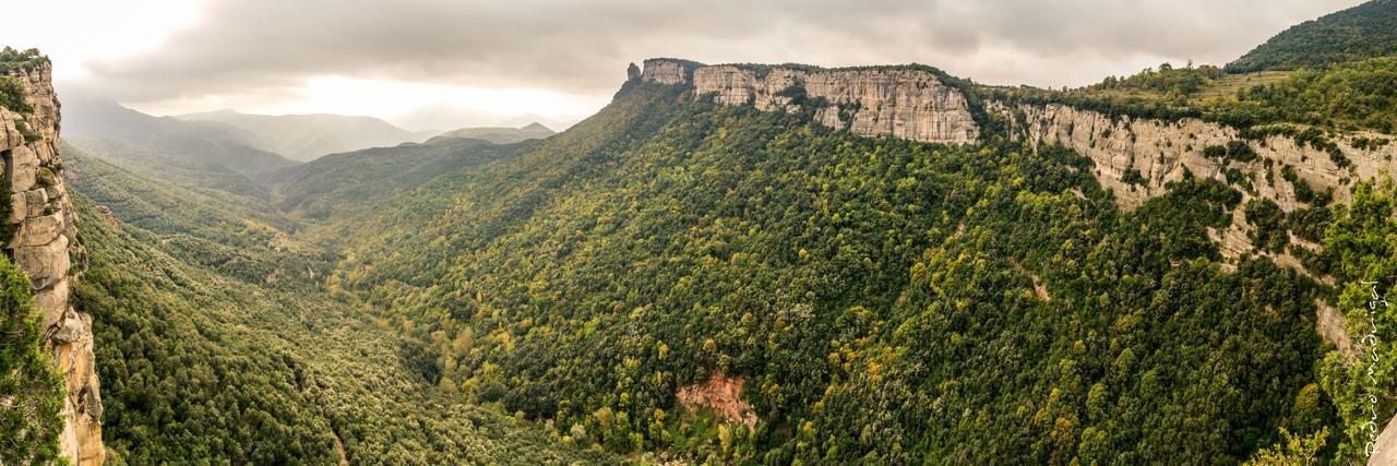 Can Grau Rupit Bagian luar foto