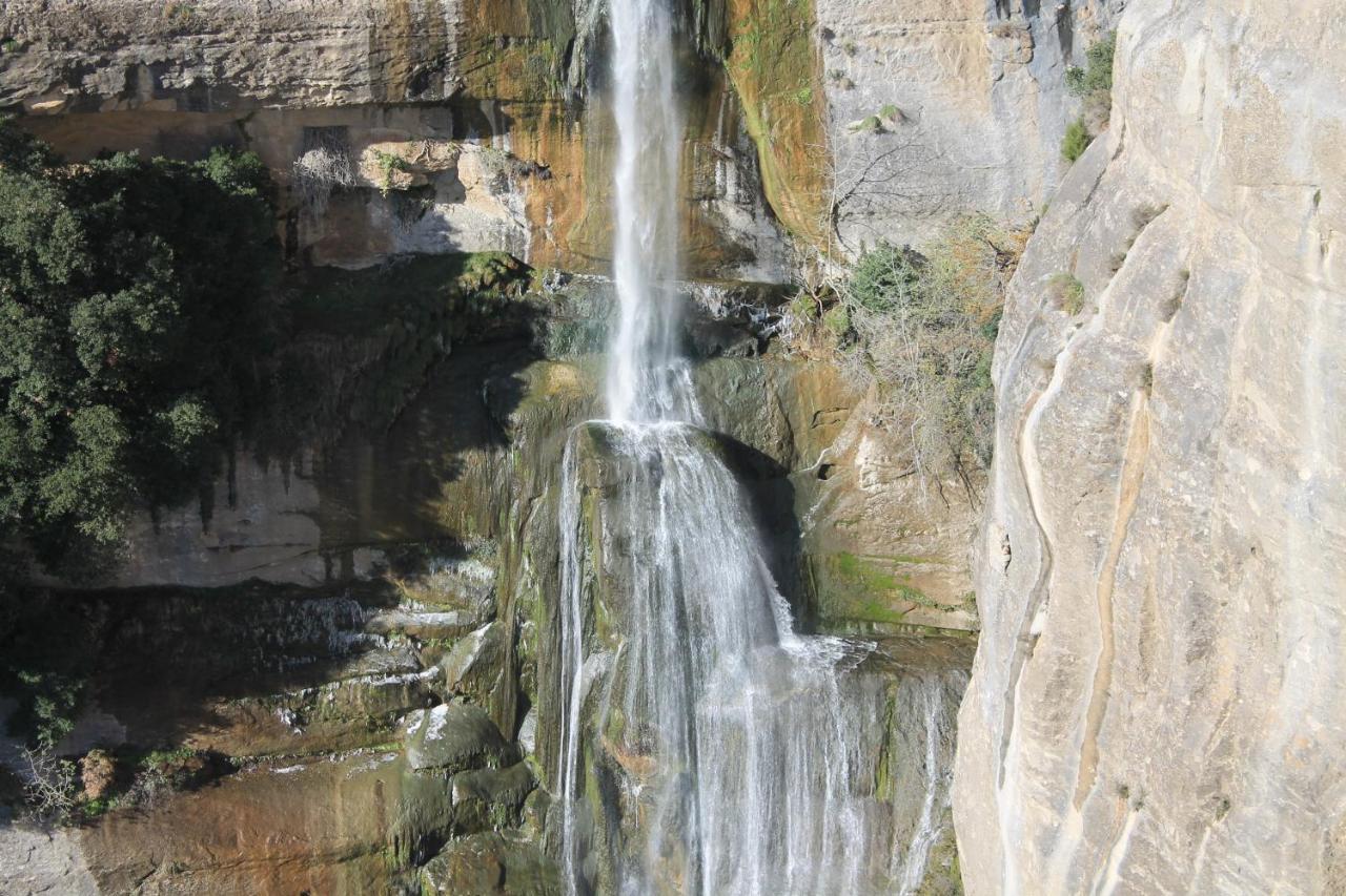 Can Grau Rupit Bagian luar foto